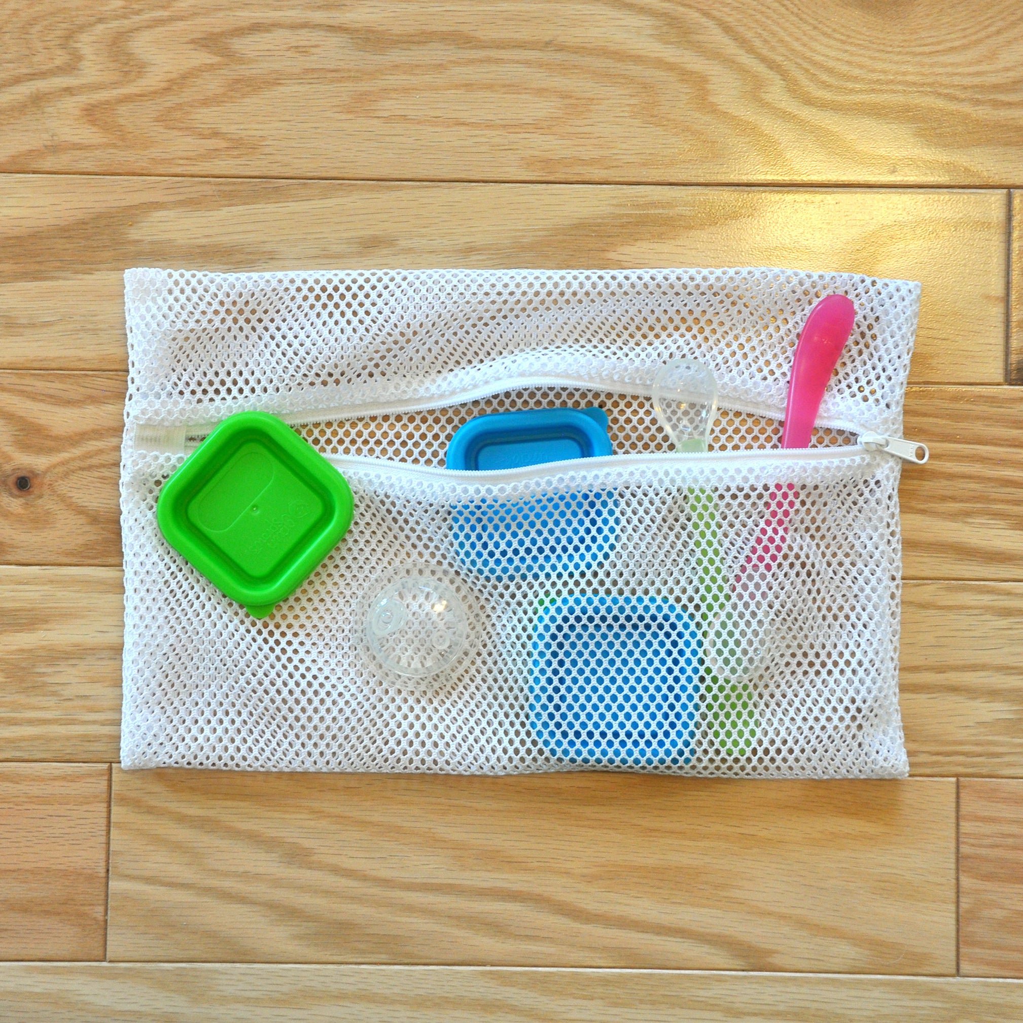 Mesh Washer Bag for Small Items Laundry Washer Bag i play.® by